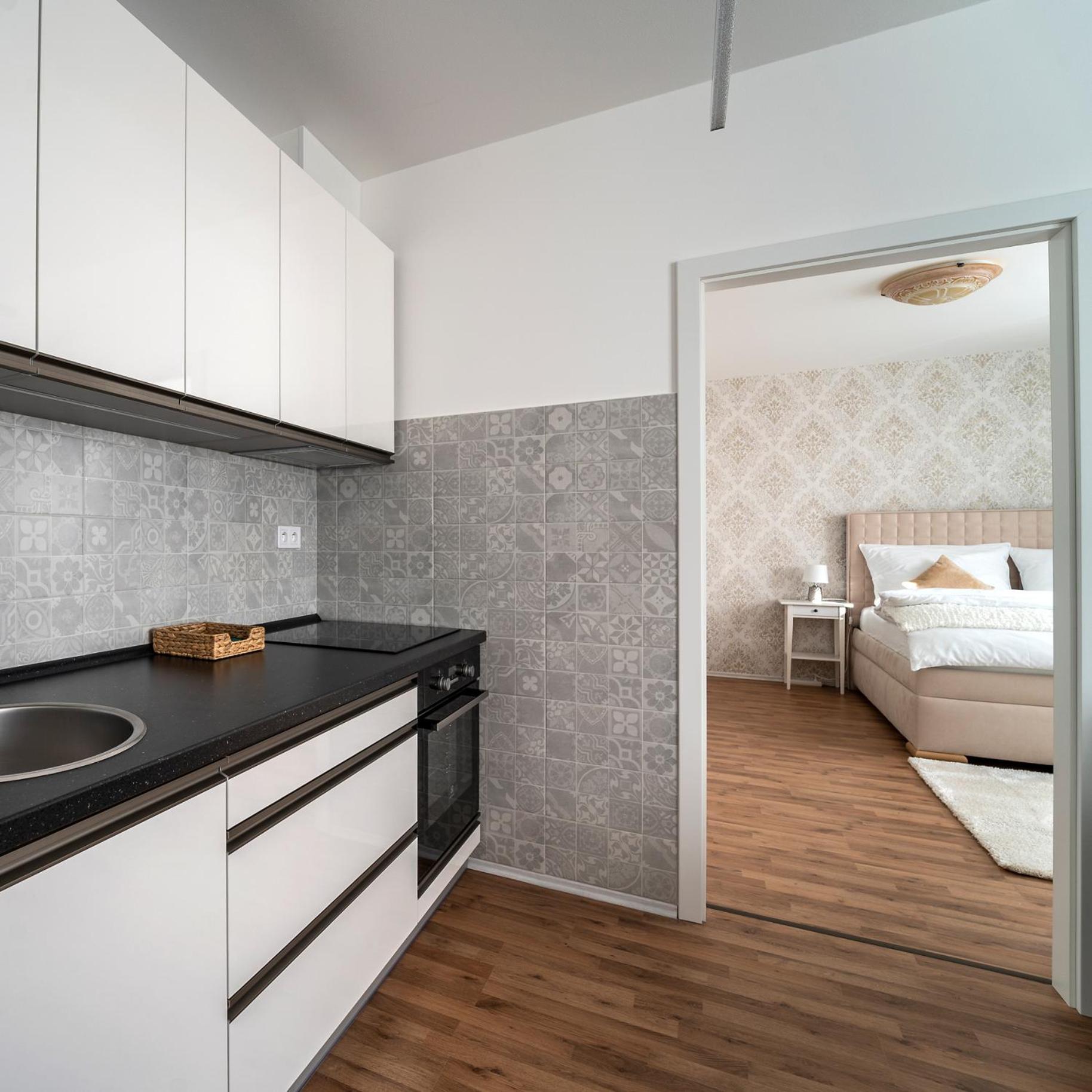 Home 223 - Designovy Apartman جيهلافا الغرفة الصورة